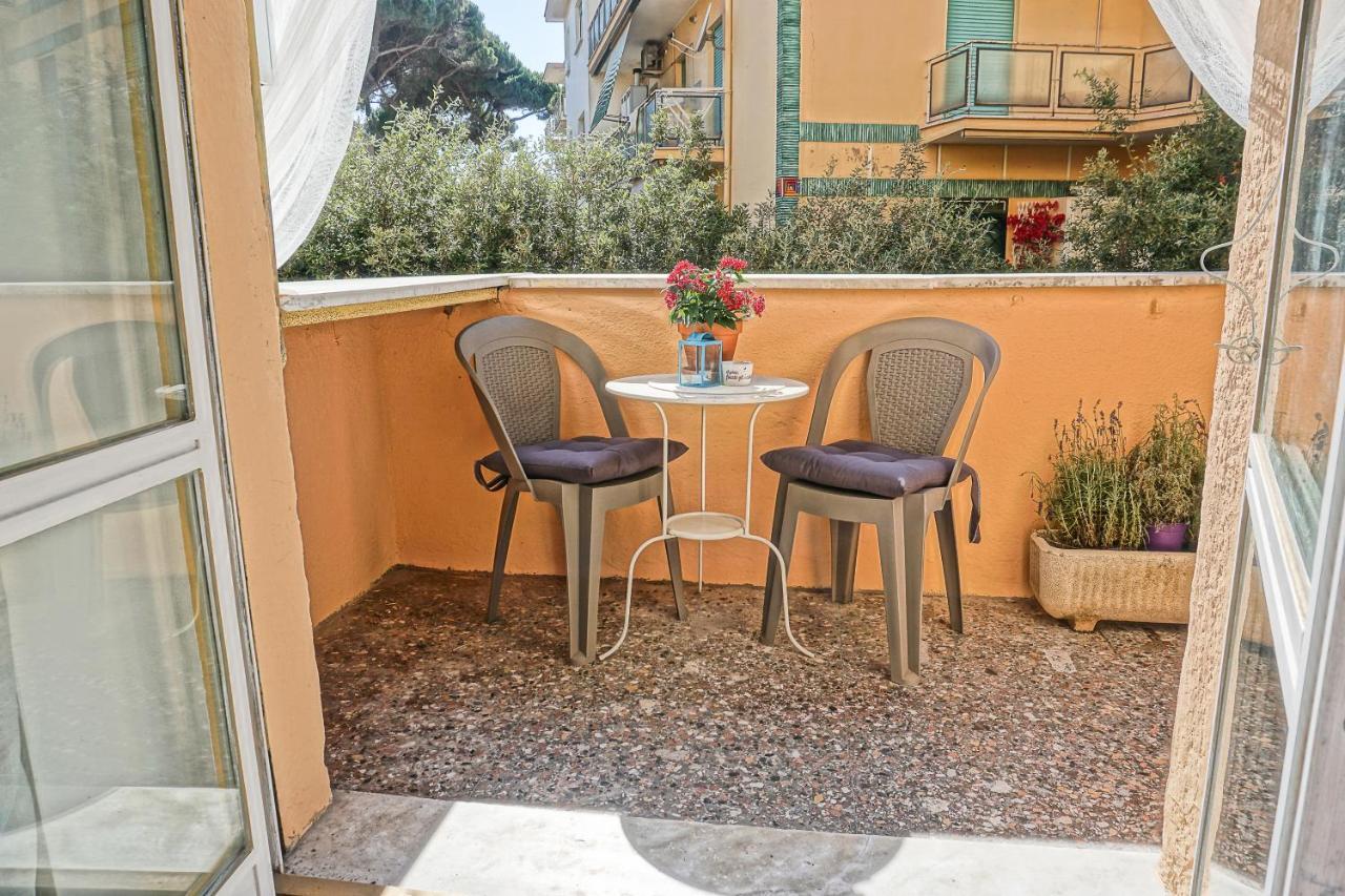 La Casa Dei Sognatori Bed & Breakfast Anzio Dış mekan fotoğraf